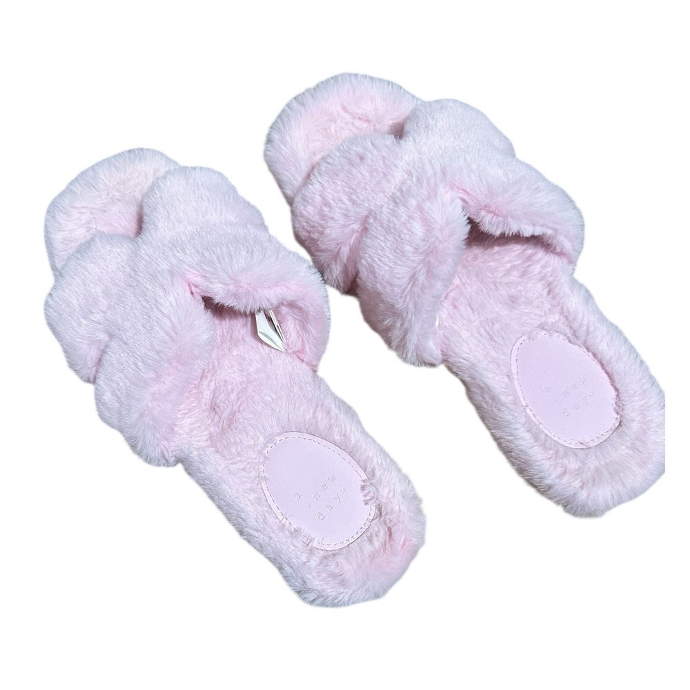 A New Day Slippers Women Size 7 Pink Excellent‎ Faux Fur Criss Cross Slides - Picture 3 of 7